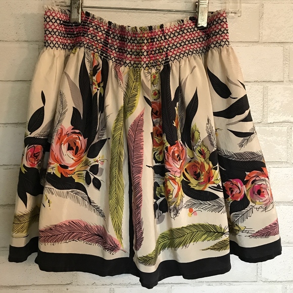 Dresses & Skirts - Skirt Mini Floral 100% silk Roses Lined Beautiful!
